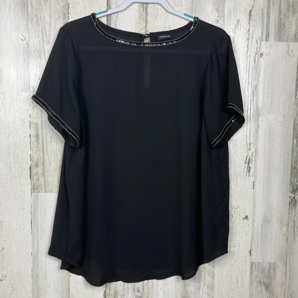 Torrid pullover blouse sequin trim black size 1X dressy party event plus size